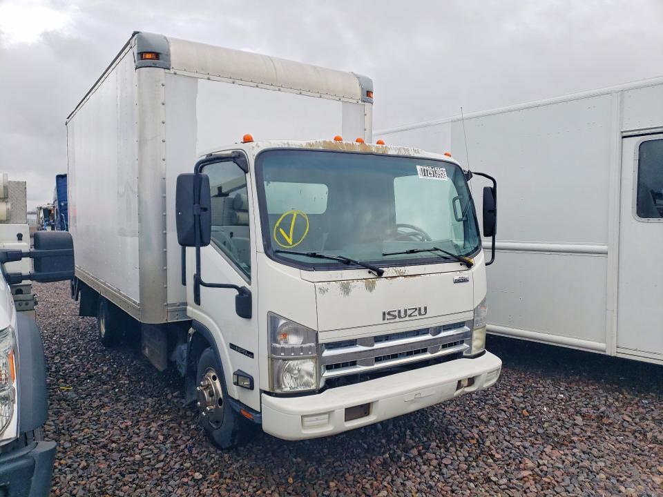 2011 Isuzu NPR BOX Truck