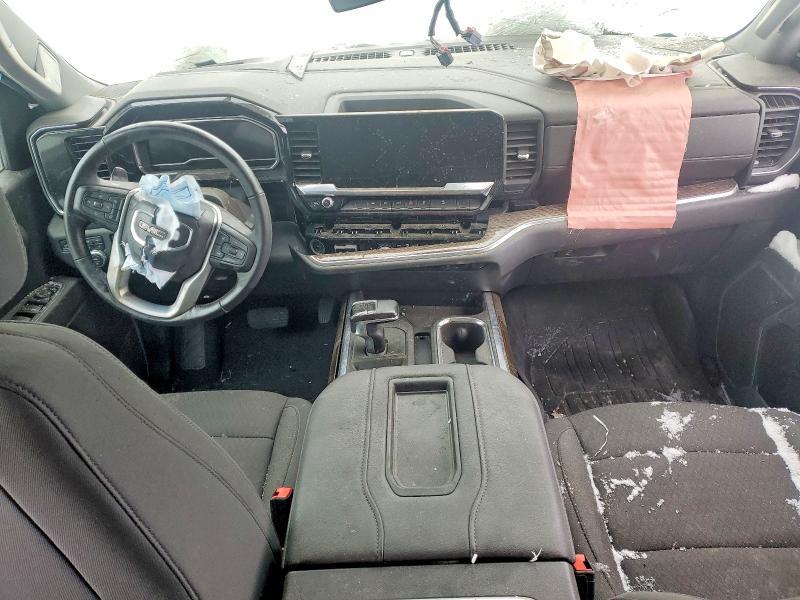 2022 GMC Sierra K1500 Elevation