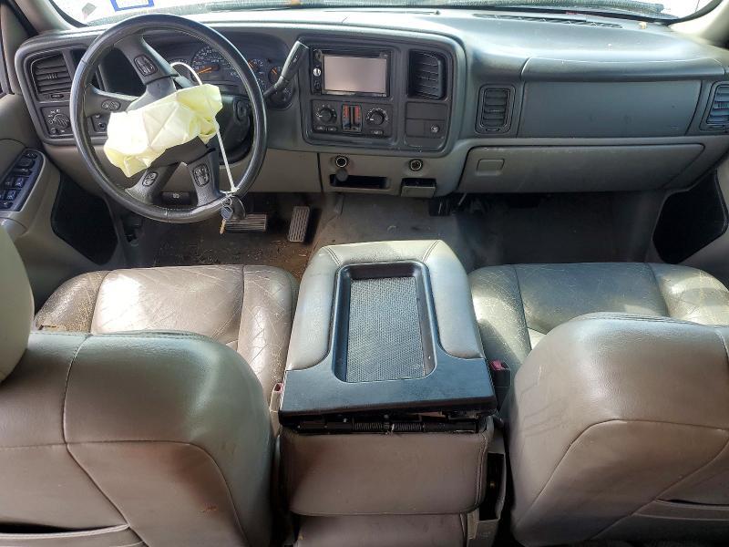 2005 Chevrolet Suburban C1500
