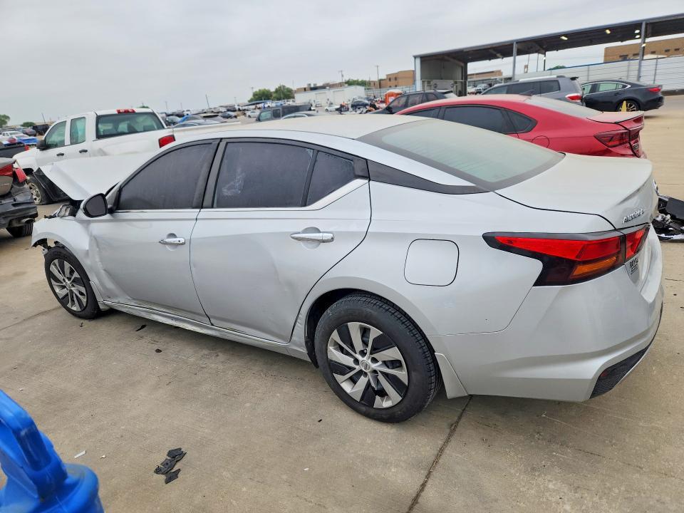 2022 Nissan Altima 2.5 s