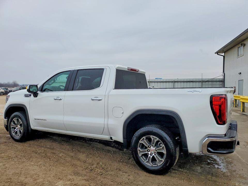 2026 GMC Sierra K1500 slt