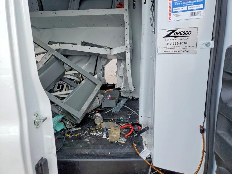 2025 GMC Savana 3500 Cargo Utility / Service van