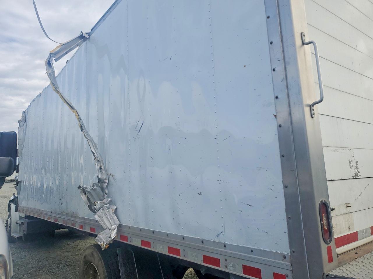 2018 Freightliner Business Class M2 Refrigerated BOX Truck
