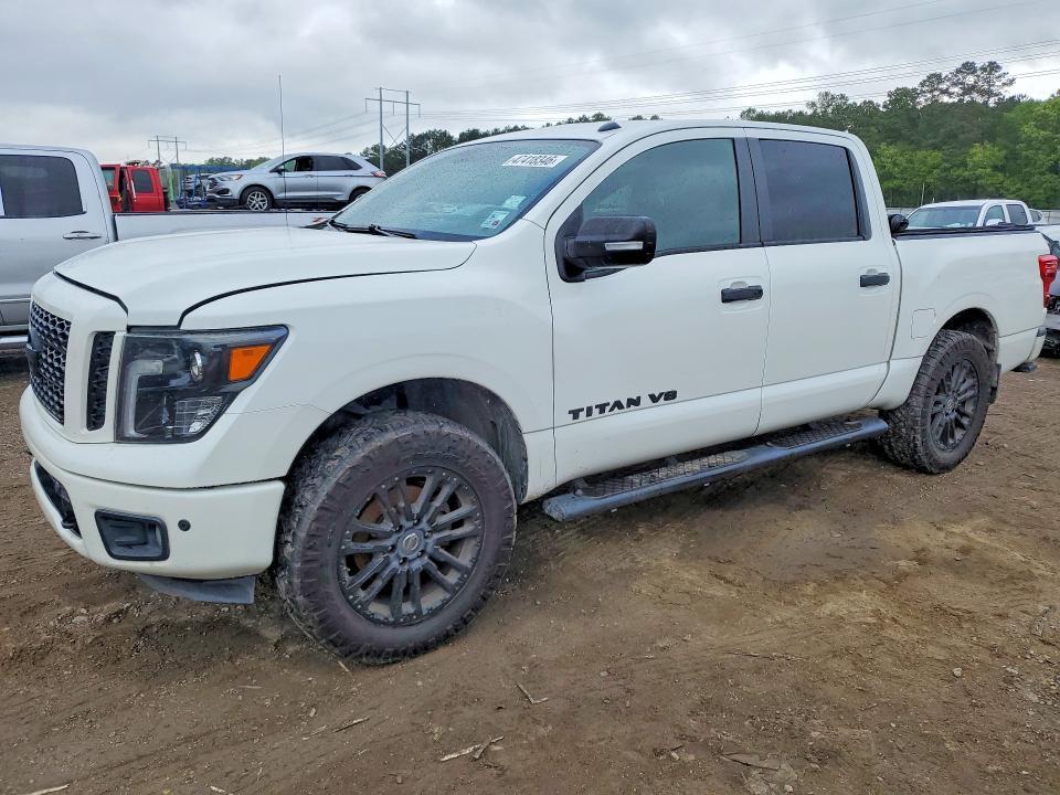 2019 Nissan Titan SV