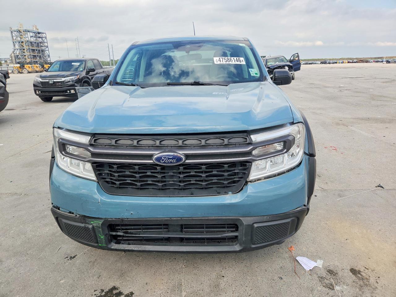 2023 Ford Maverick XL