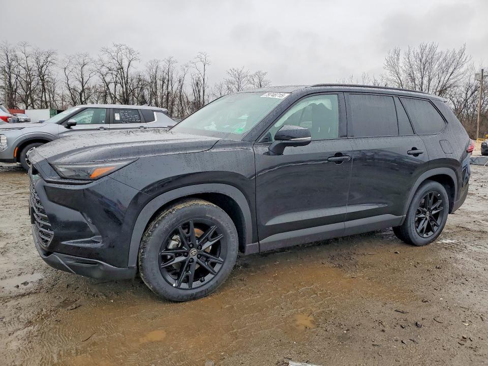 2025 Toyota Grand Highlander Hybrid Nightshade