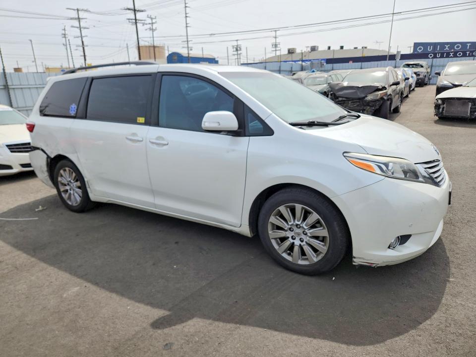 2015 Toyota Sienna Limited Premium 7-passenger