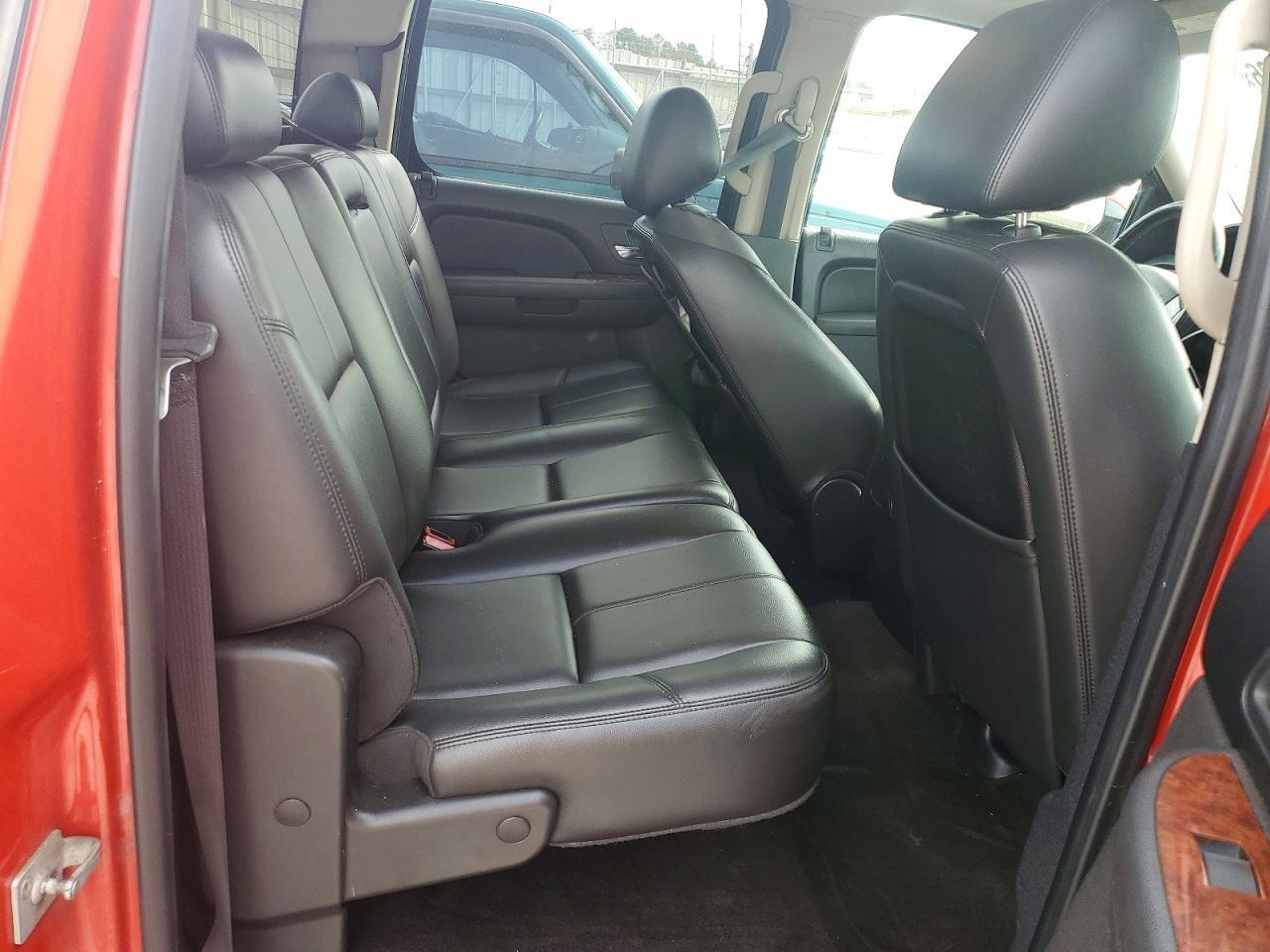 2010 Chevrolet Silverado C1500 LTZ