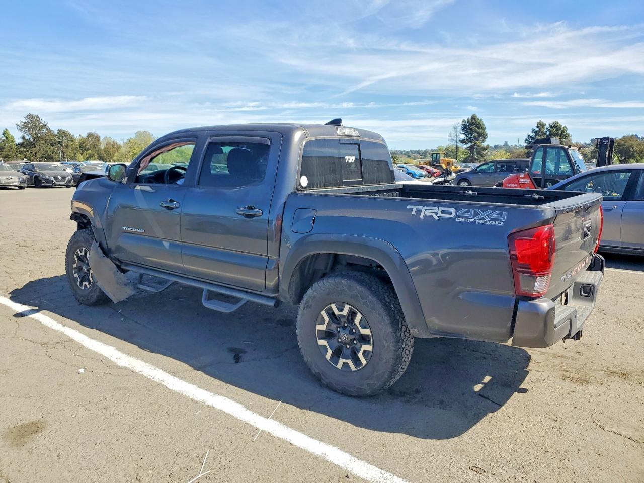 2018 Toyota Tacoma TRD OFF-Road