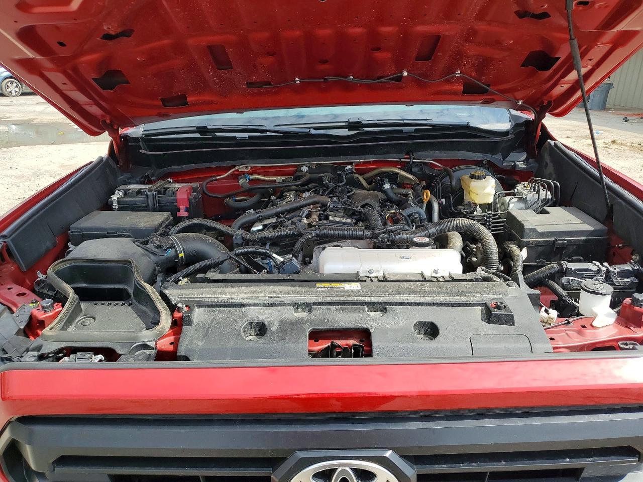 2025 Toyota Tacoma SR