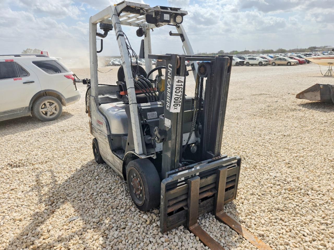 2014 Nissan Lift
