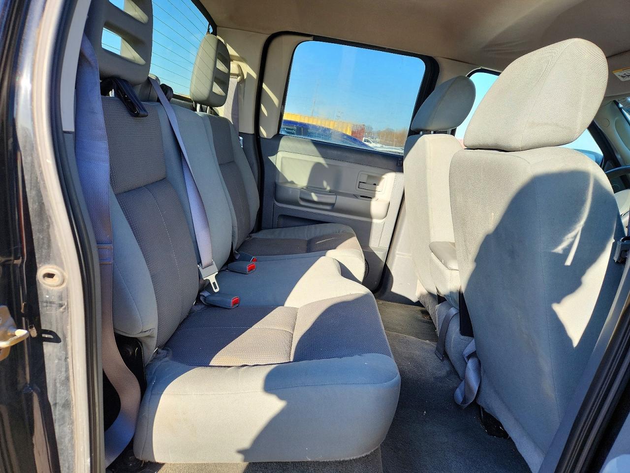 2005 Dodge Dakota Quad SLT
