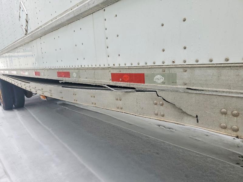 2012 Utility VS2DX DRY Van Trailer