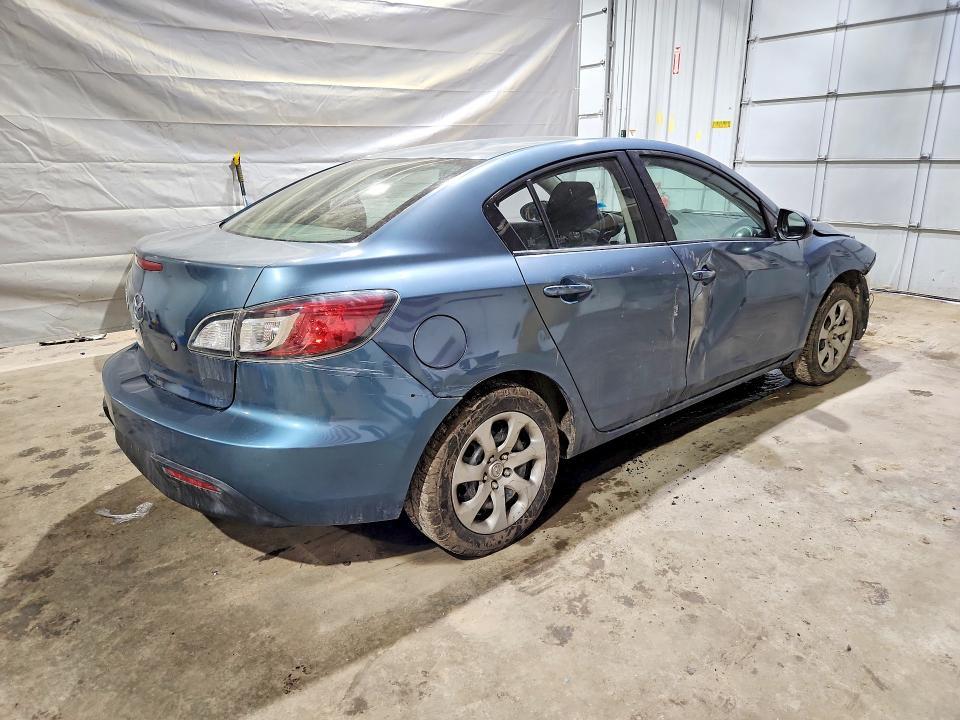2011 Mazda 3 I