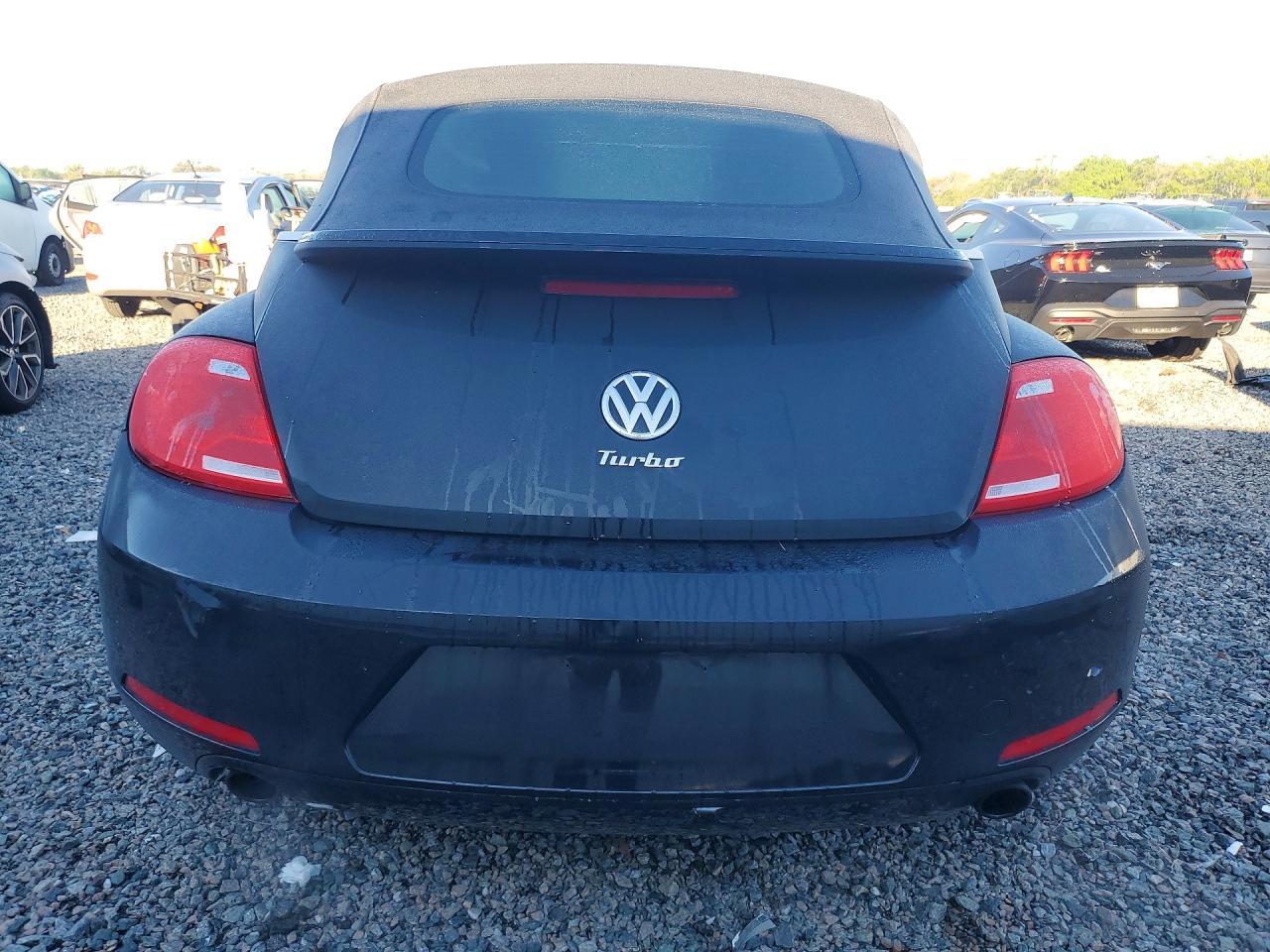 2013 Volkswagen Beetle Turbo