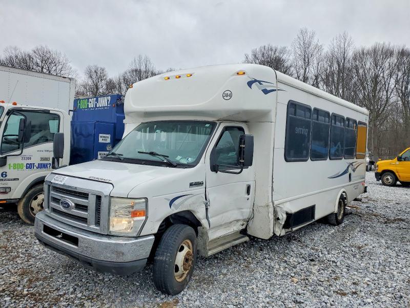 2018 Ford Econoline-Bus
