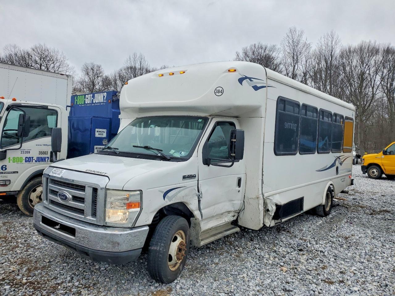 2018 Ford Econoline-Bus