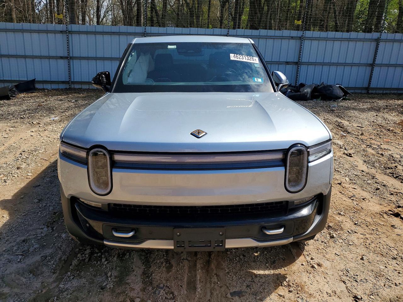 2025 Rivian R1T Adventure