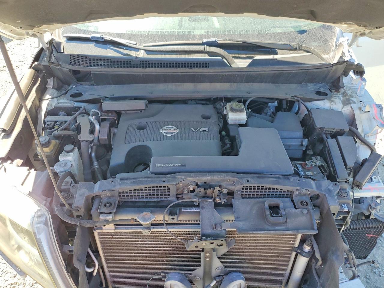 2013 Nissan Pathfinder s