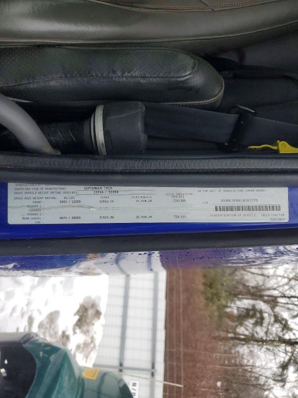 2020 Volvo VNL Semi Truck