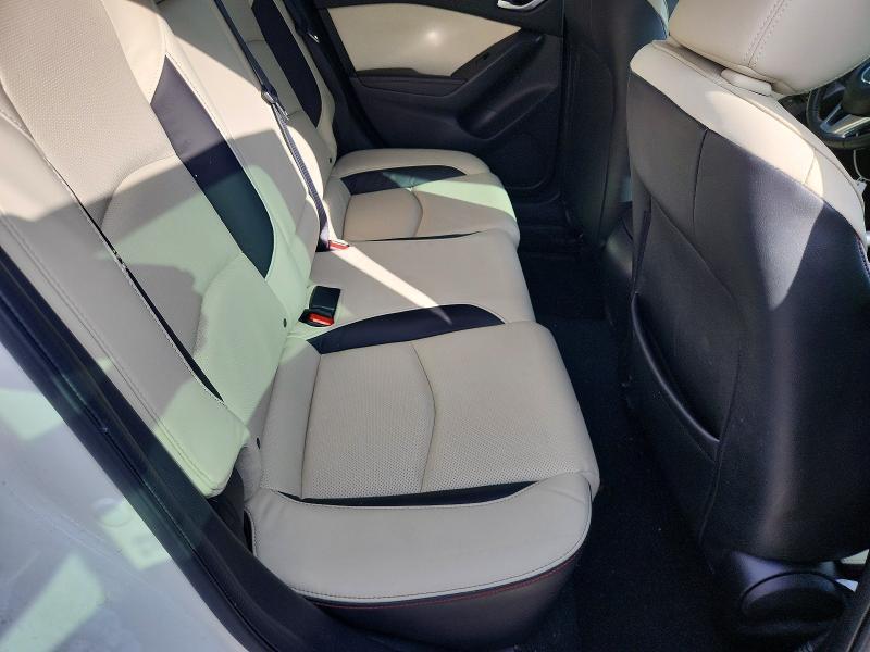 2016 Mazda 3 Grand Touring