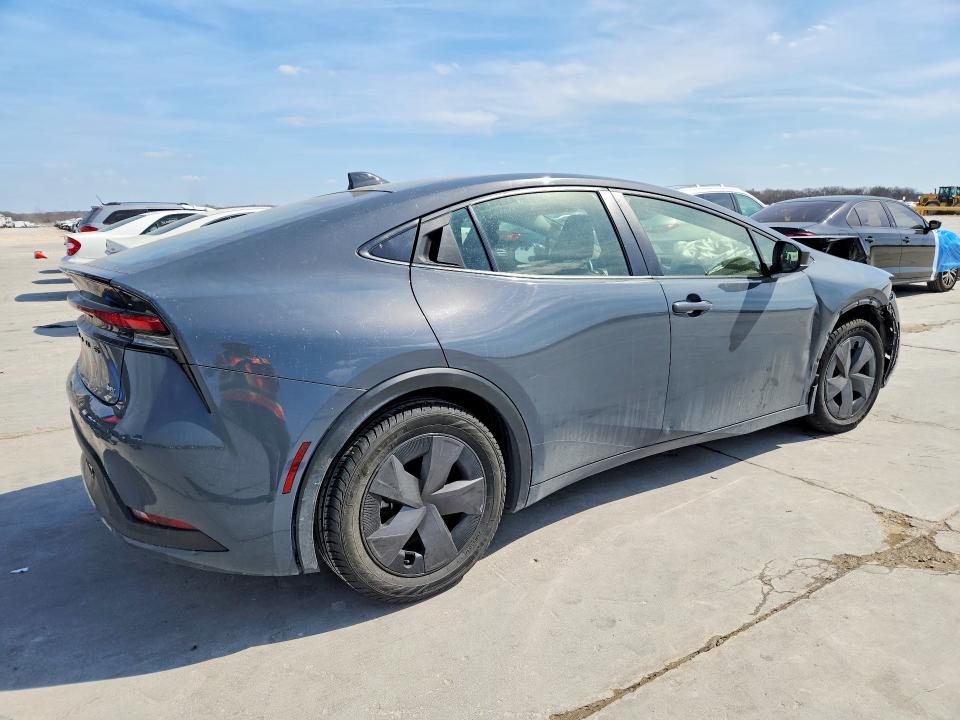 2023 Toyota Prius le