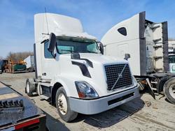 Salvage trucks for sale at Cahokia Heights, IL auction: 2017 Volvo VNL Semi Truck