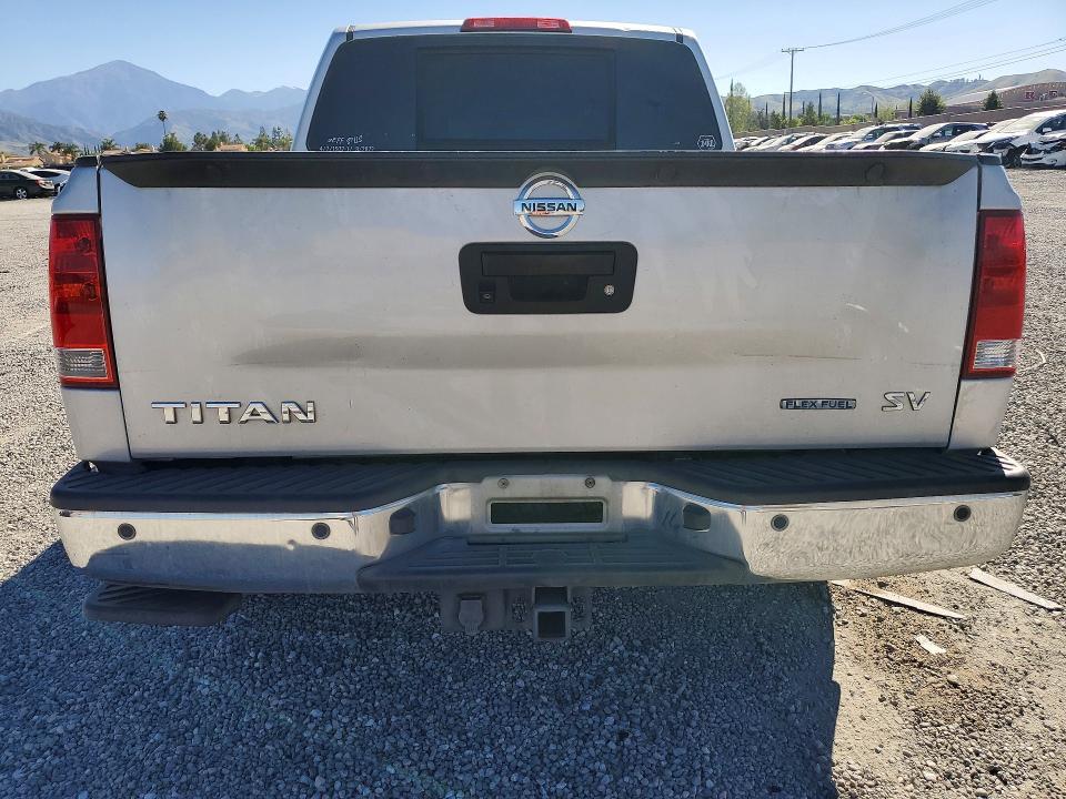2015 Nissan Titan SV