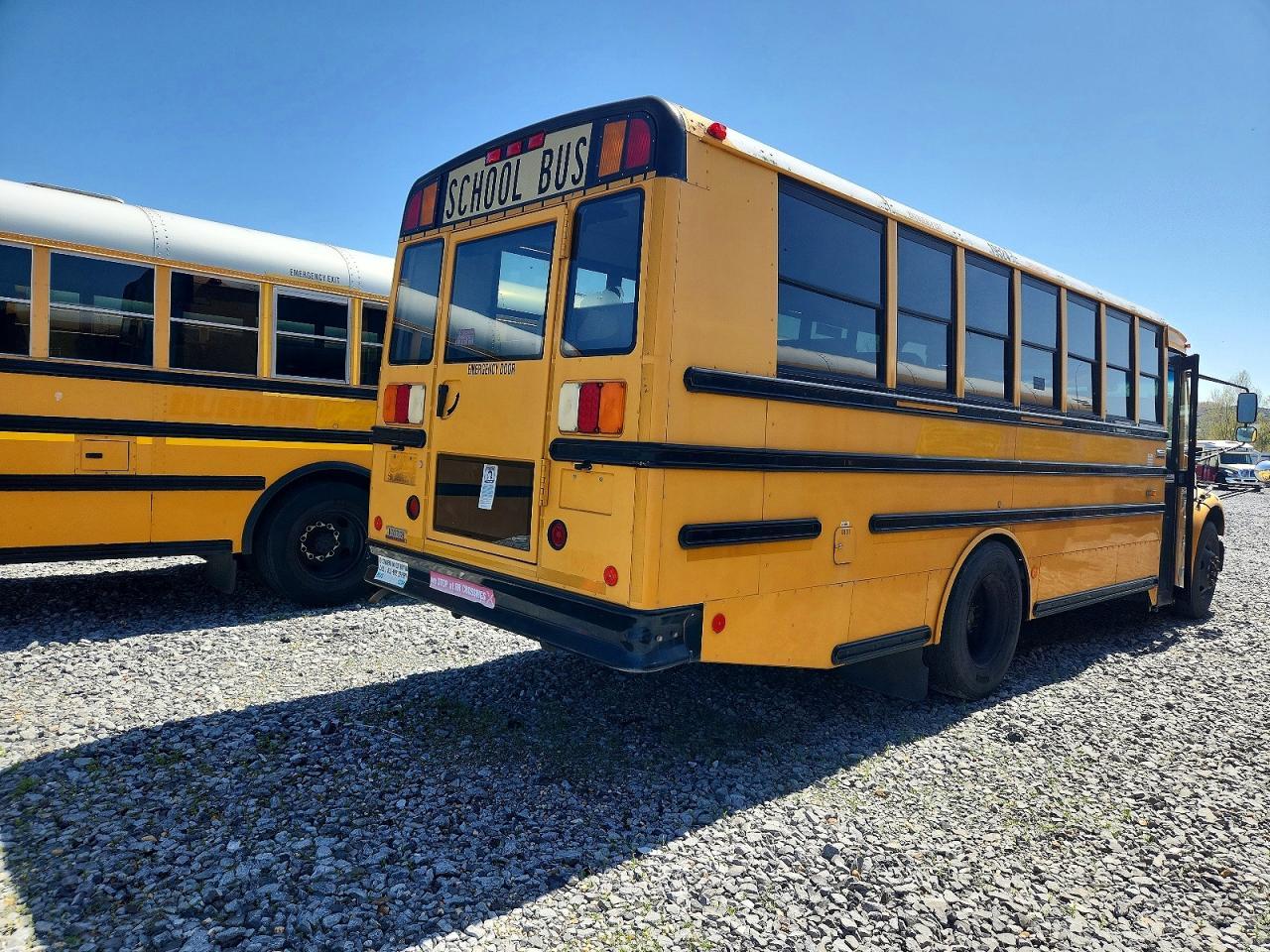 2011 Freigliner 2011 Thom SAF-T-LINER C2-School Bus