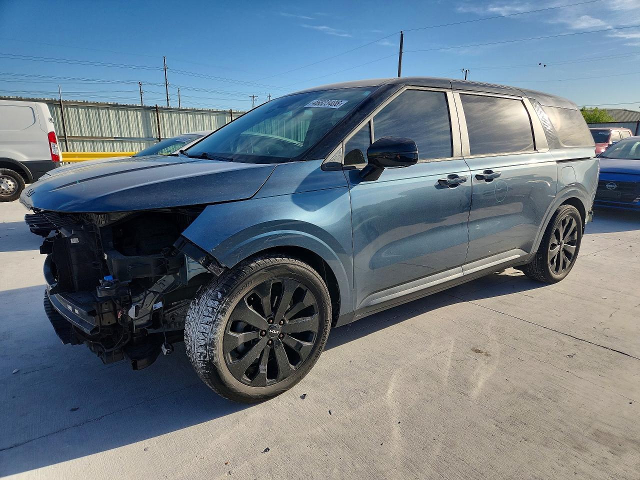 2023 KIA Carnival ex