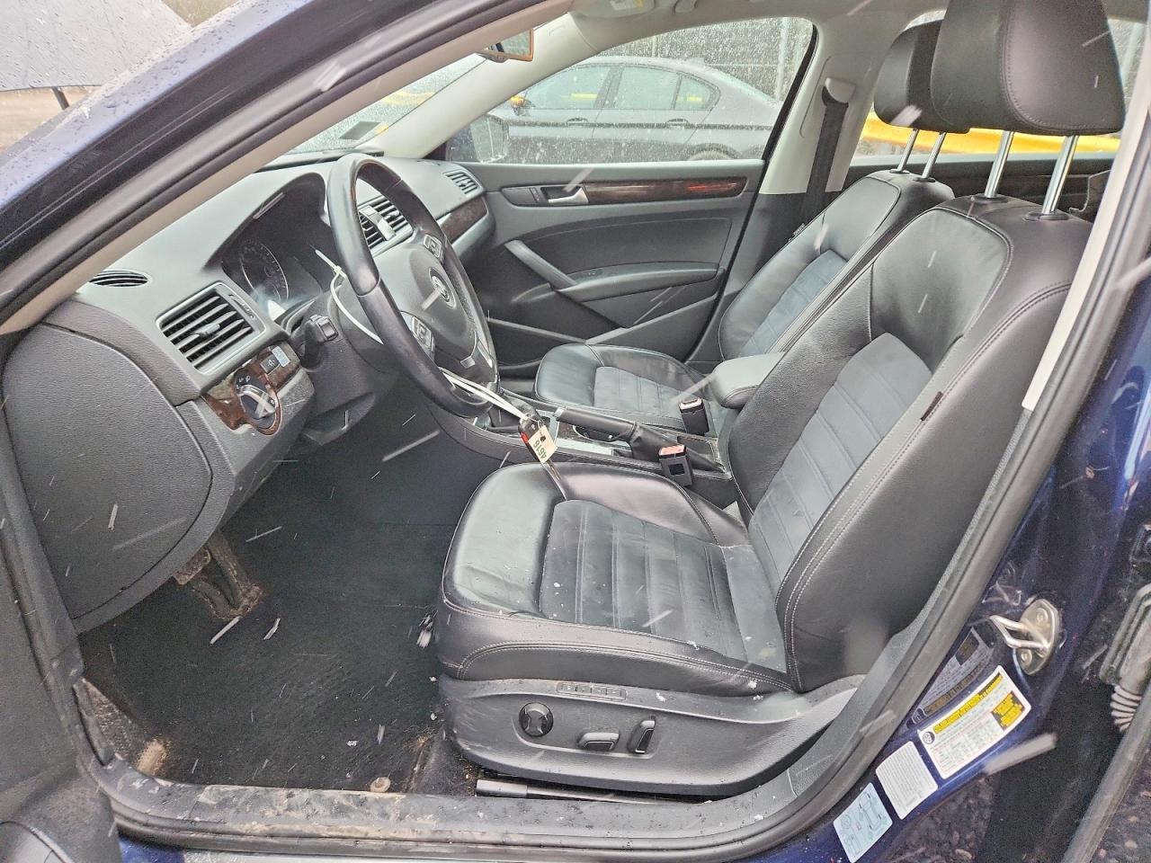 2015 Volkswagen Passat sel
