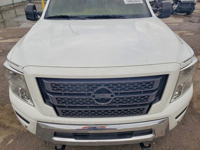 2023 Nissan Titan XD SV