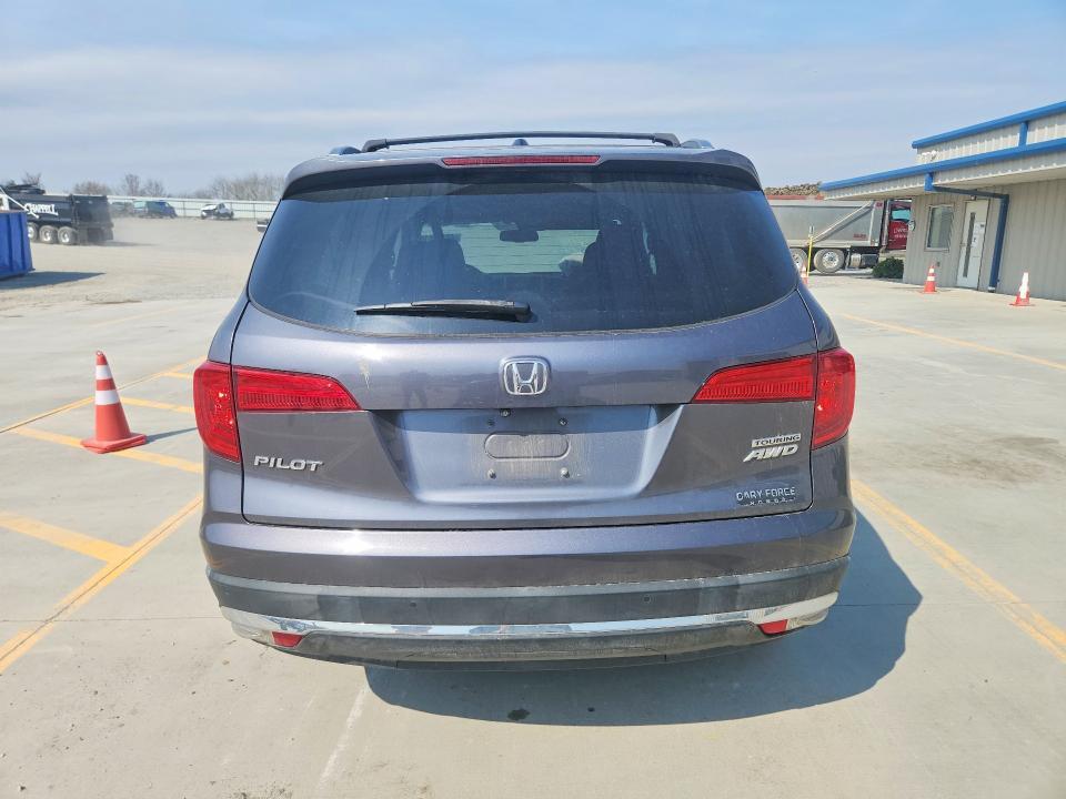 2018 Honda Pilot Touring