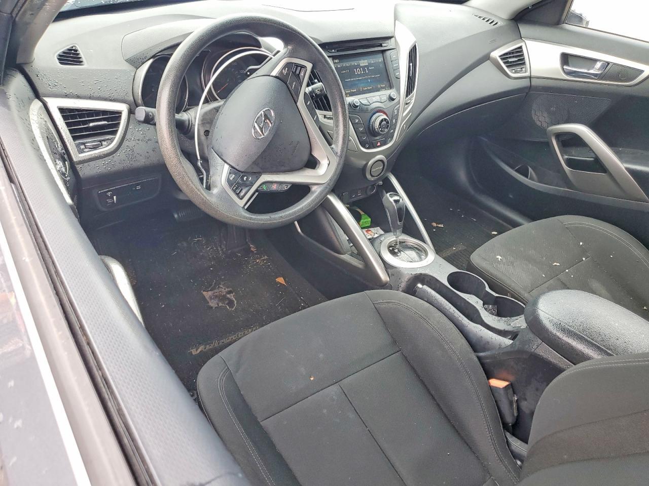 2016 Hyundai Veloster Base