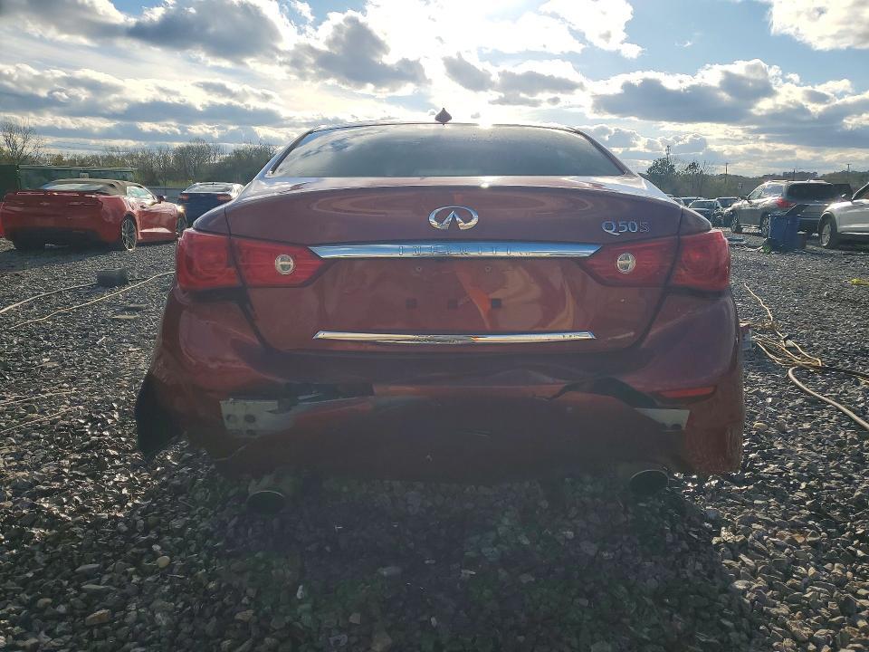 2015 Infiniti Q50 Sport
