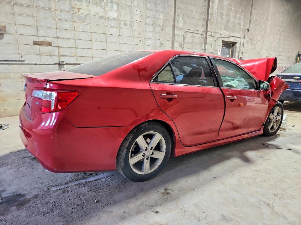2014 Toyota Camry se