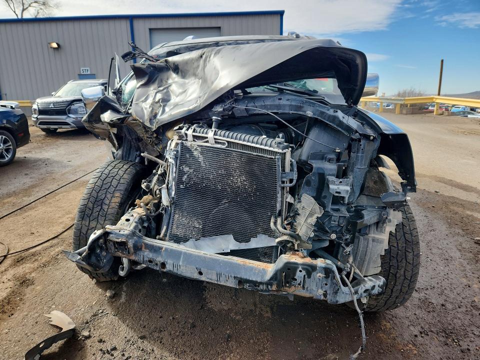 2015 Nissan Armada Platinum