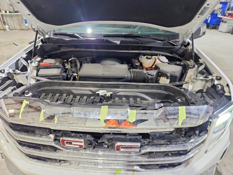 2025 GMC Sierra K1500 slt