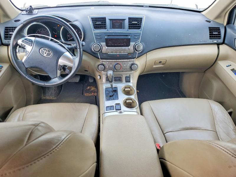 2012 Toyota Highlander se