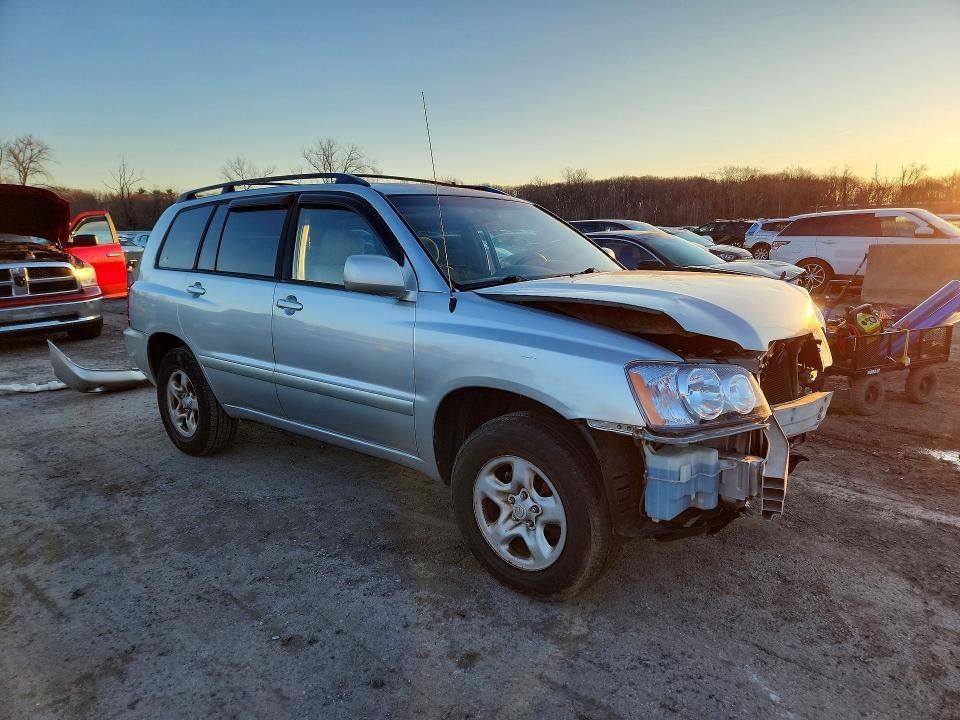 2001 Toyota Highlander Base