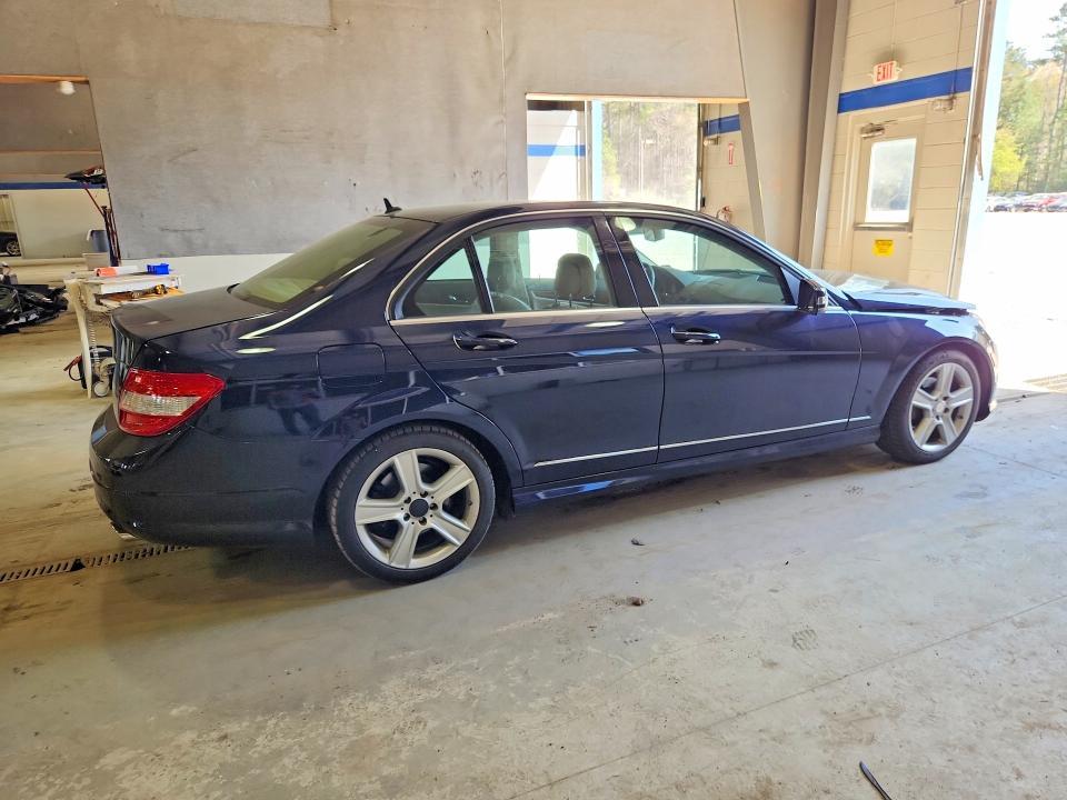 2010 Mercedes-Benz C300