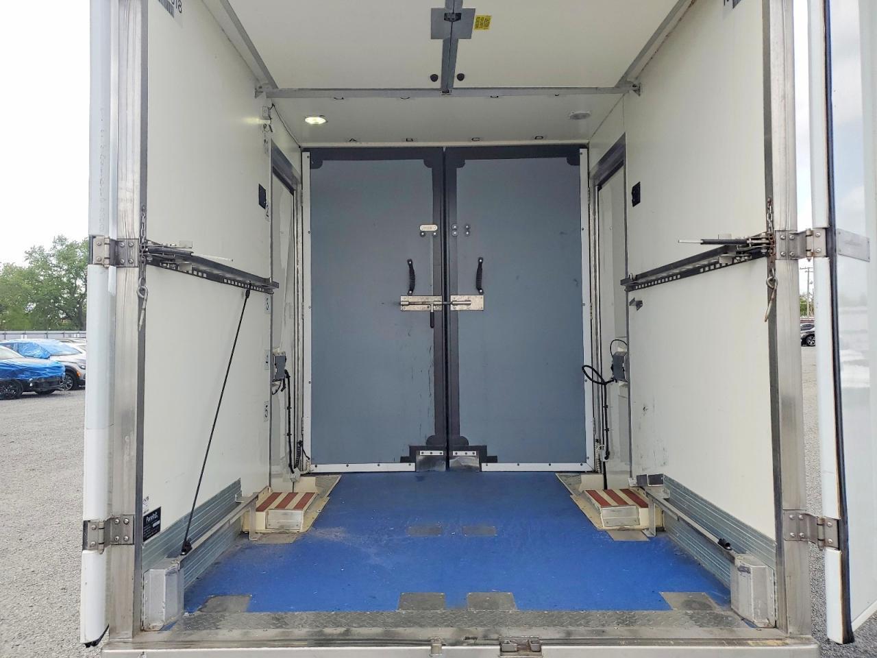 2020 Ford Transit Delivery Truck