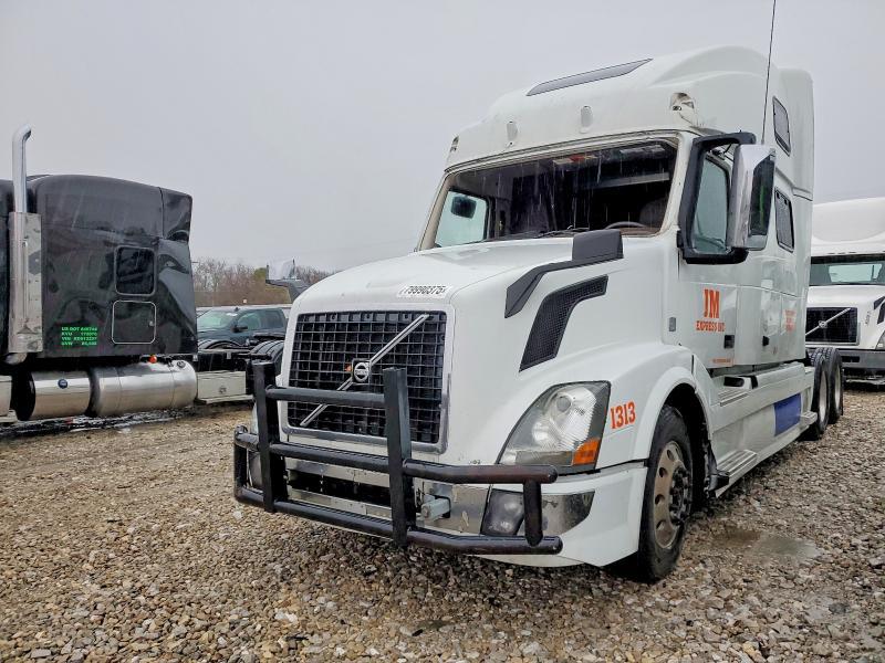2017 Volvo VNL64T