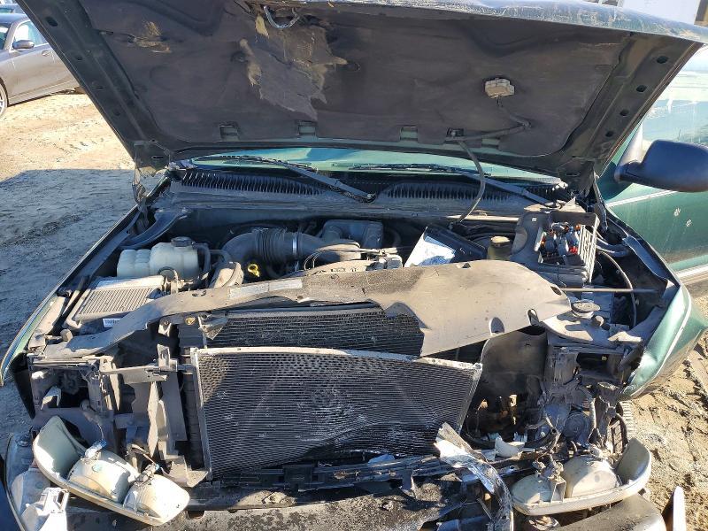 2002 Chevrolet Silverado C1500