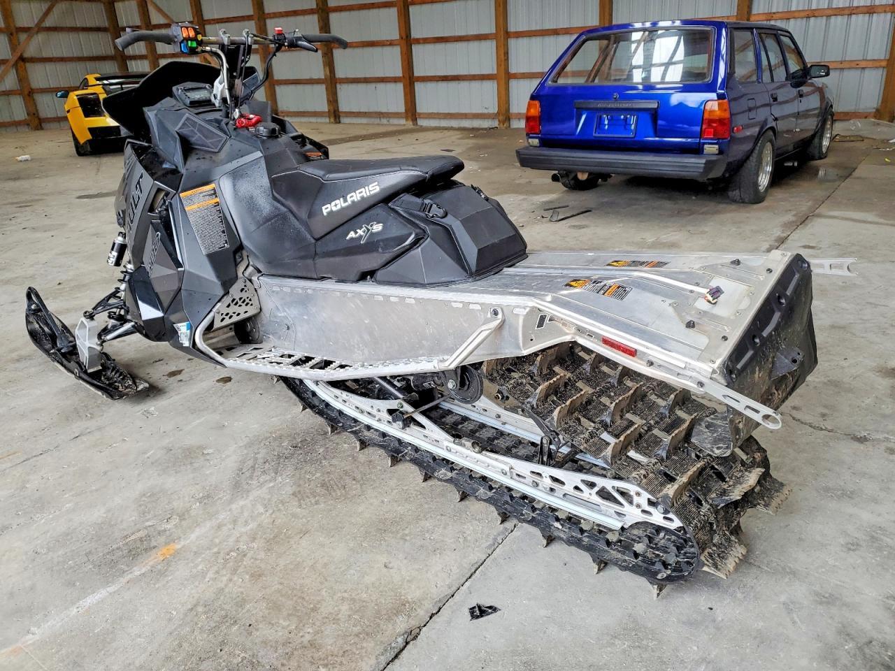 2017 Polaris Switchback 800