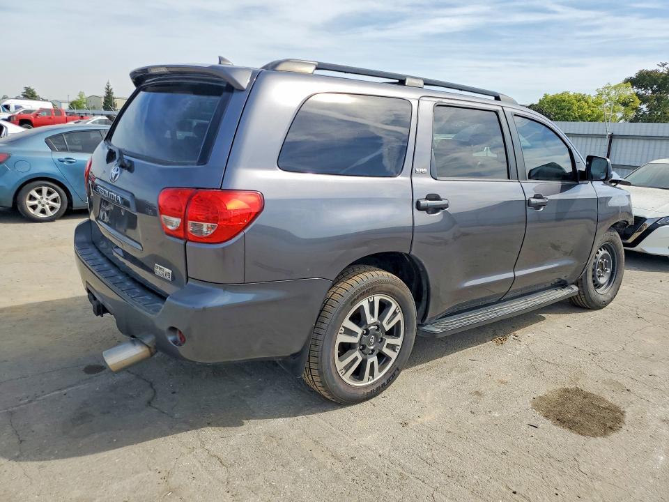2017 Toyota Sequoia SR5