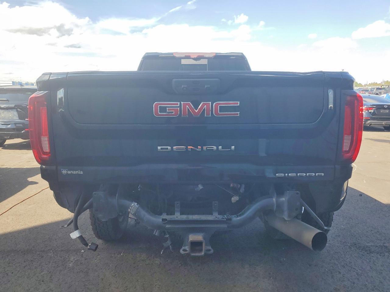 2020 GMC Sierra K3500 Denali