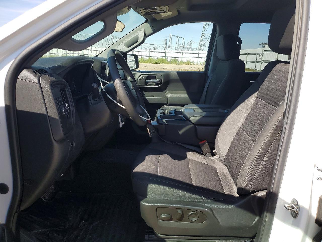 2022 Chevrolet Silverado C1500 Custom