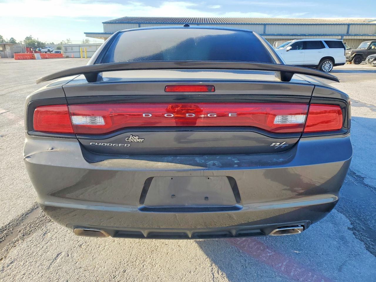 2013 Dodge Charger r