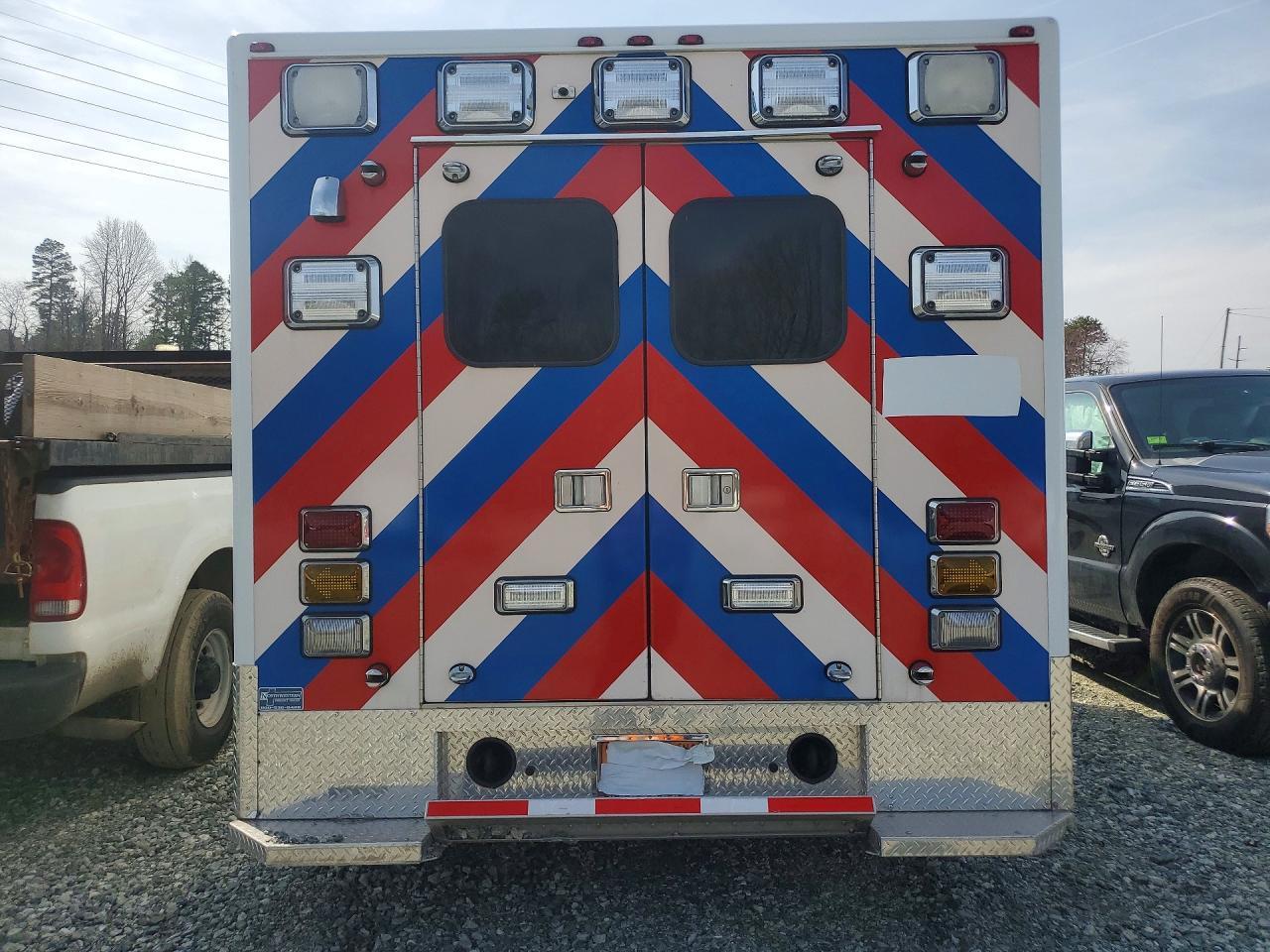 2022 Ford E450 Ambulance